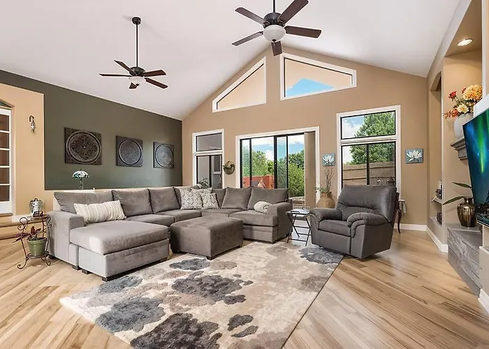 Oak Creek Oasis With Pool, Spa, Golf Villa *