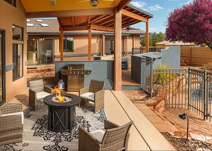 Oak Creek Oasis With Pool, Spa, Golf Villa Sedona