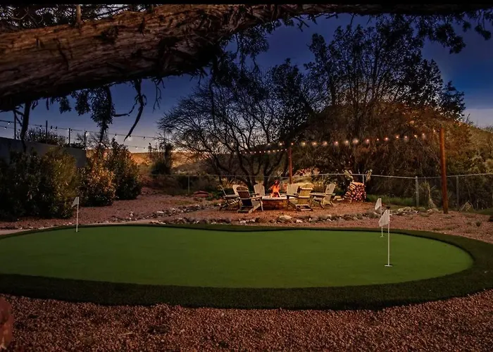 Oak Creek Oasis With Pool, Spa, Golf Villa